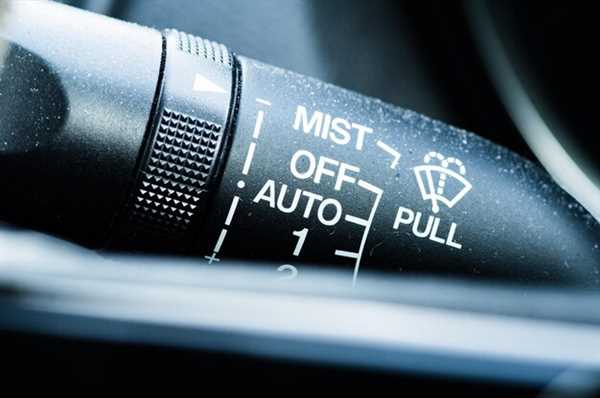 Common Symptoms of Worn Engine Mounts in Audi Vehicles