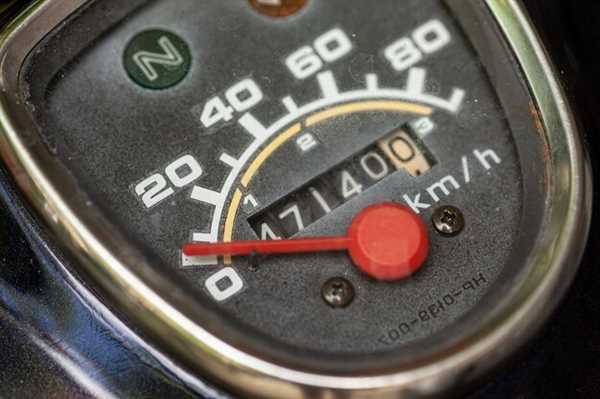 Impact of Faulty Oxygen Sensors on Fuel Mixture Adjustments